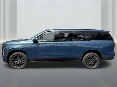 New 2026 Cadillac Escalade ESV Platinum Sport image 8