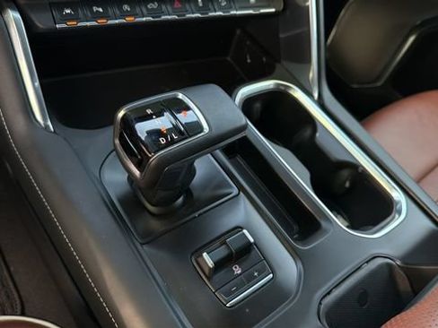Used 2024 GMC Sierra 1500 Denali Ultimate AWD/4WD image 30