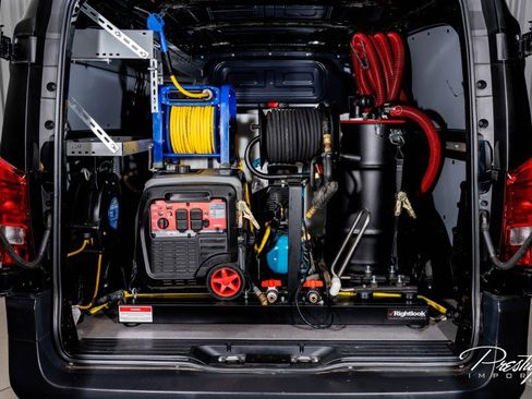 Used 2022 Mercedes-Benz Metris image 47