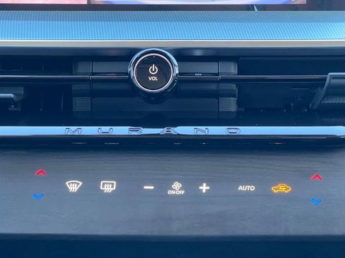 New 2026 Nissan Murano Platinum image 4