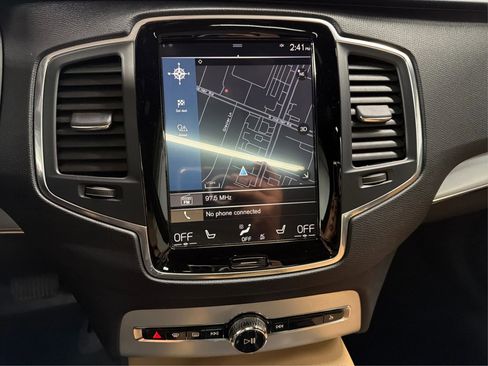 Used 2017 Volvo XC90 T6 Momentum w/ Vision Package AWD/4WD image 35