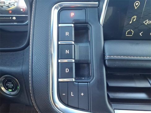 Used 2023 GMC Yukon AT4 w/ LPO, Floor Liner Package image 20