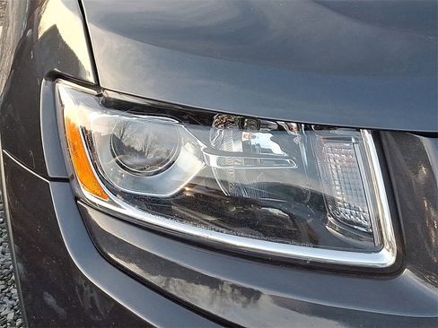 Used 2015 Jeep Grand Cherokee Limited image 9