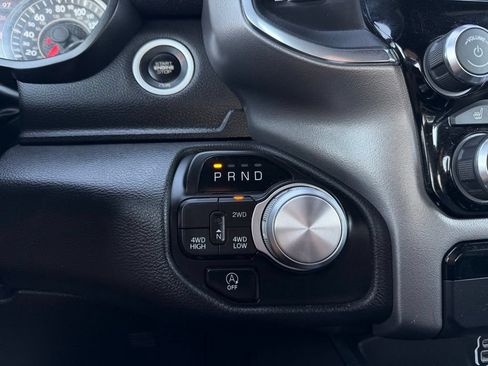 Used 2024 RAM 1500 Laramie AWD/4WD image 19