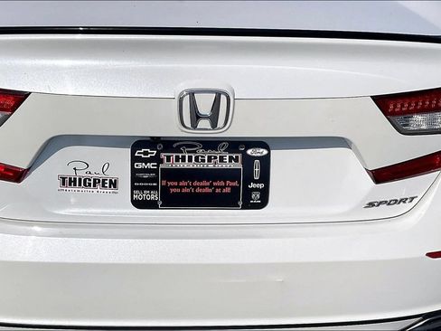 Used 2022 Honda Accord Sport image 8