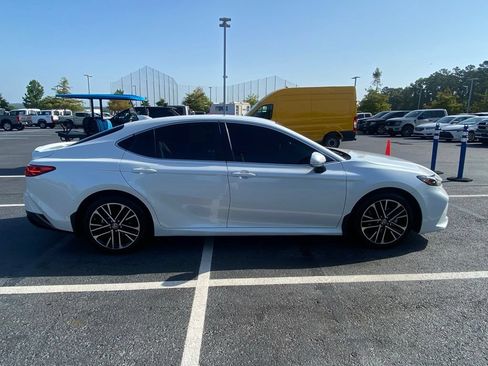 Used 2026 Toyota Camry XLE FWD image 8
