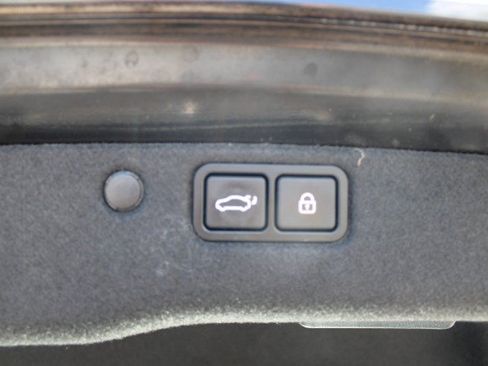 Used 2016 Hyundai Equus RWD image 31