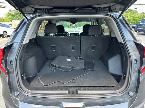 Used 2021 GMC Terrain SLE FWD image 37
