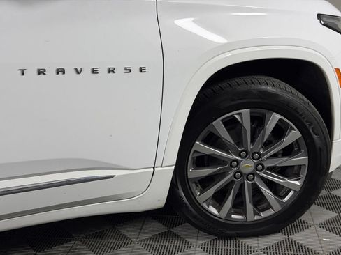Used 2023 Chevrolet Traverse Premier AWD/4WD image 4