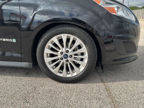 Used 2017 Ford C-MAX SE w/ Equipment Group 201A image 9