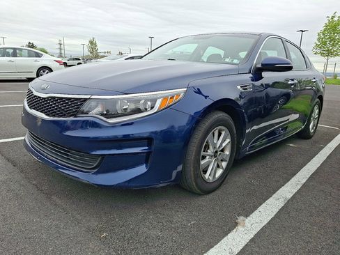 Used 2018 Kia Optima LX FWD image 3