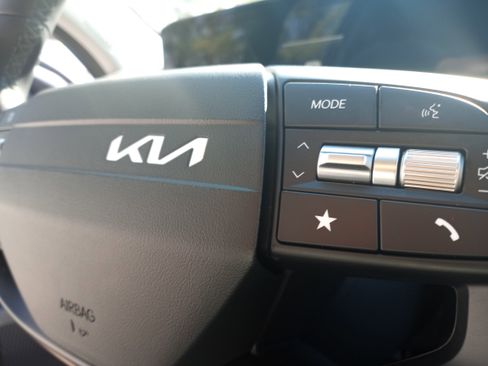 New 2026 Kia K4 EX image 25