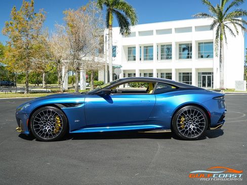 Used 2023 Aston Martin DBS Coupe RWD image 49