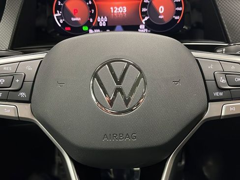 Used 2024 Volkswagen Atlas Peak Edition SEL image 17