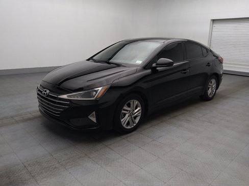 Used 2020 Hyundai Elantra Value Edition FWD image 2