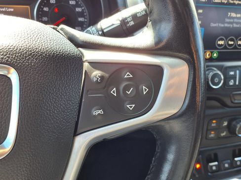Used 2019 GMC Terrain SLE w/ Driver Convenience Package FWD image 16