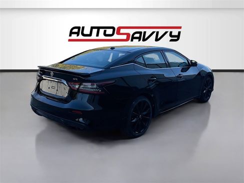 Used 2019 Nissan Maxima SR w/ Premium Package image 7