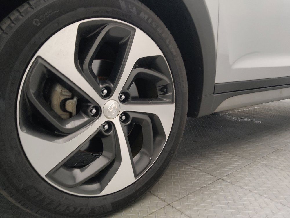 Used 2017 Hyundai Tucson Sport FWD image 31