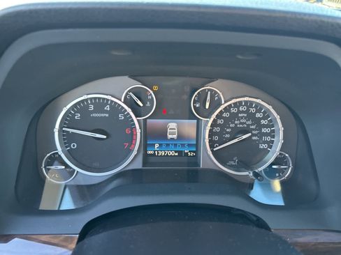 Used 2016 Toyota Tundra Limited w/ Limited Premium Package image 31