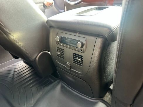 Used 2008 Chevrolet Avalanche LTZ w/ LTZ Preferred Equipment Group image 32