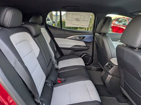 New 2026 Chevrolet Equinox EV LT image 14