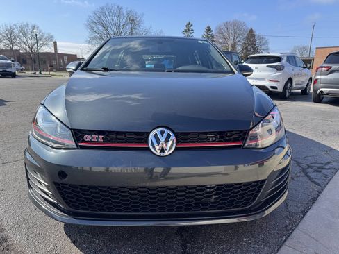 Used 2017 Volkswagen GTI Autobahn image 5