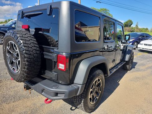 Used 2016 Jeep Wrangler Unlimited Rubicon image 21
