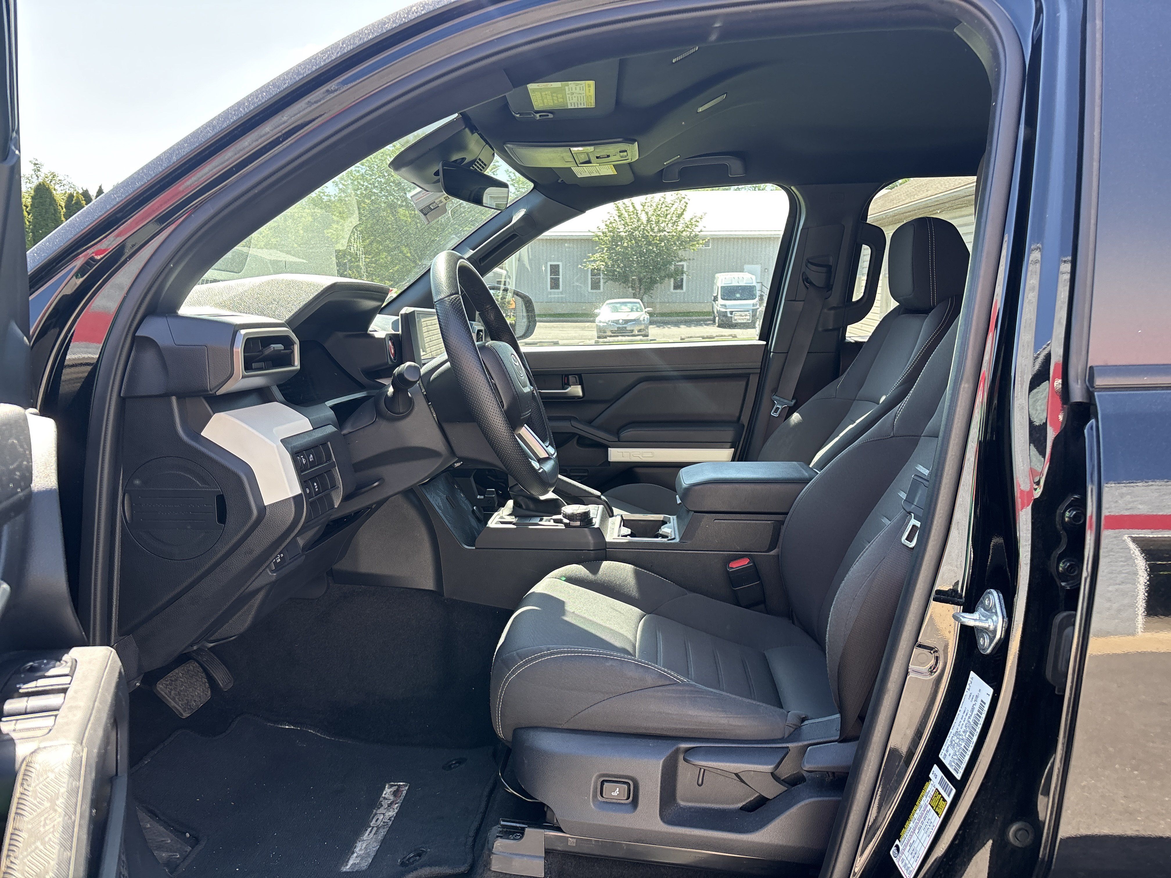 Used 2024 Toyota Tacoma TRD Off-Road AWD/4WD image 11