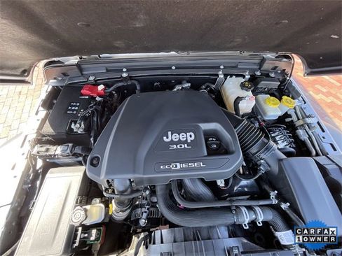 Used 2021 Jeep Wrangler Unlimited Sport image 27