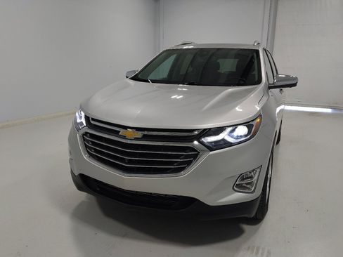 Used 2020 Chevrolet Equinox Premier FWD image 15