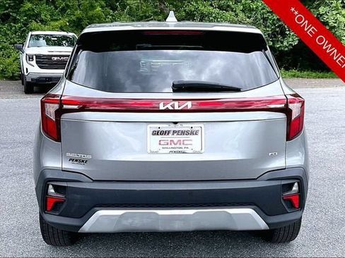 Used 2024 Kia Seltos LX AWD/4WD image 6