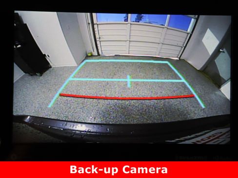 Used 2020 Toyota Highlander XLE image 21