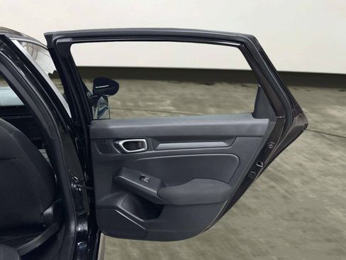 Used 2023 Honda Civic Sport image 18