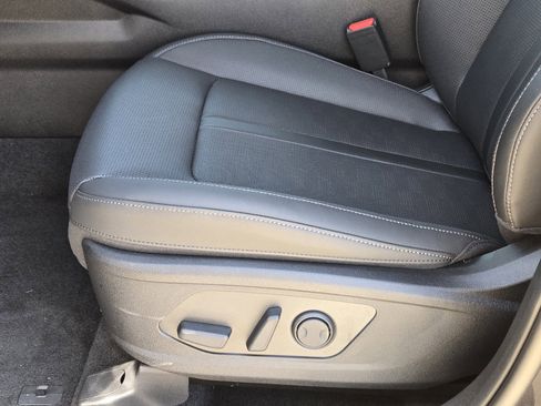 New 2026 Kia Sorento SX image 17