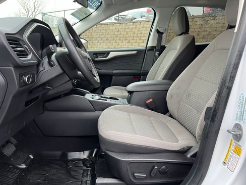 Certified 2022 Ford Escape SE w/ Convenience Package image 4