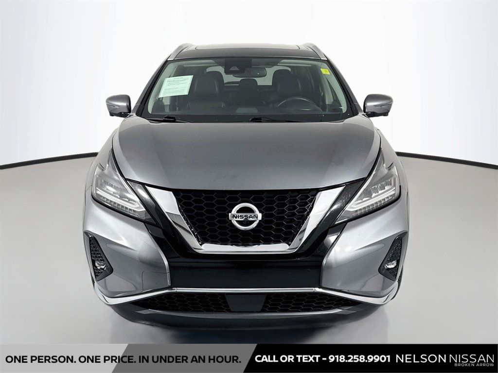 Used 2020 Nissan Murano SL w/ Moonroof Package FWD image 2
