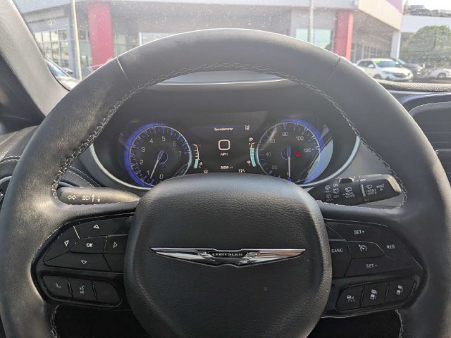Used 2023 Chrysler Pacifica Touring-L w/ S Appearance Package FWD image 29