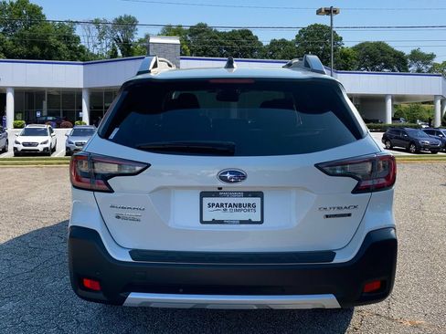 New 2025 Subaru Outback Touring w/ Popular Package #2 AWD/4WD image 5