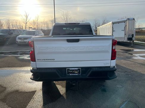 Used 2022 Chevrolet Silverado 1500 W/T w/ WT Value Package image 6