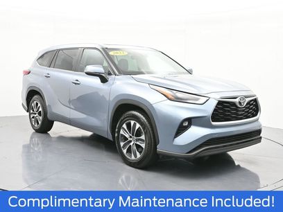 Used 2023 Toyota Highlander XLE