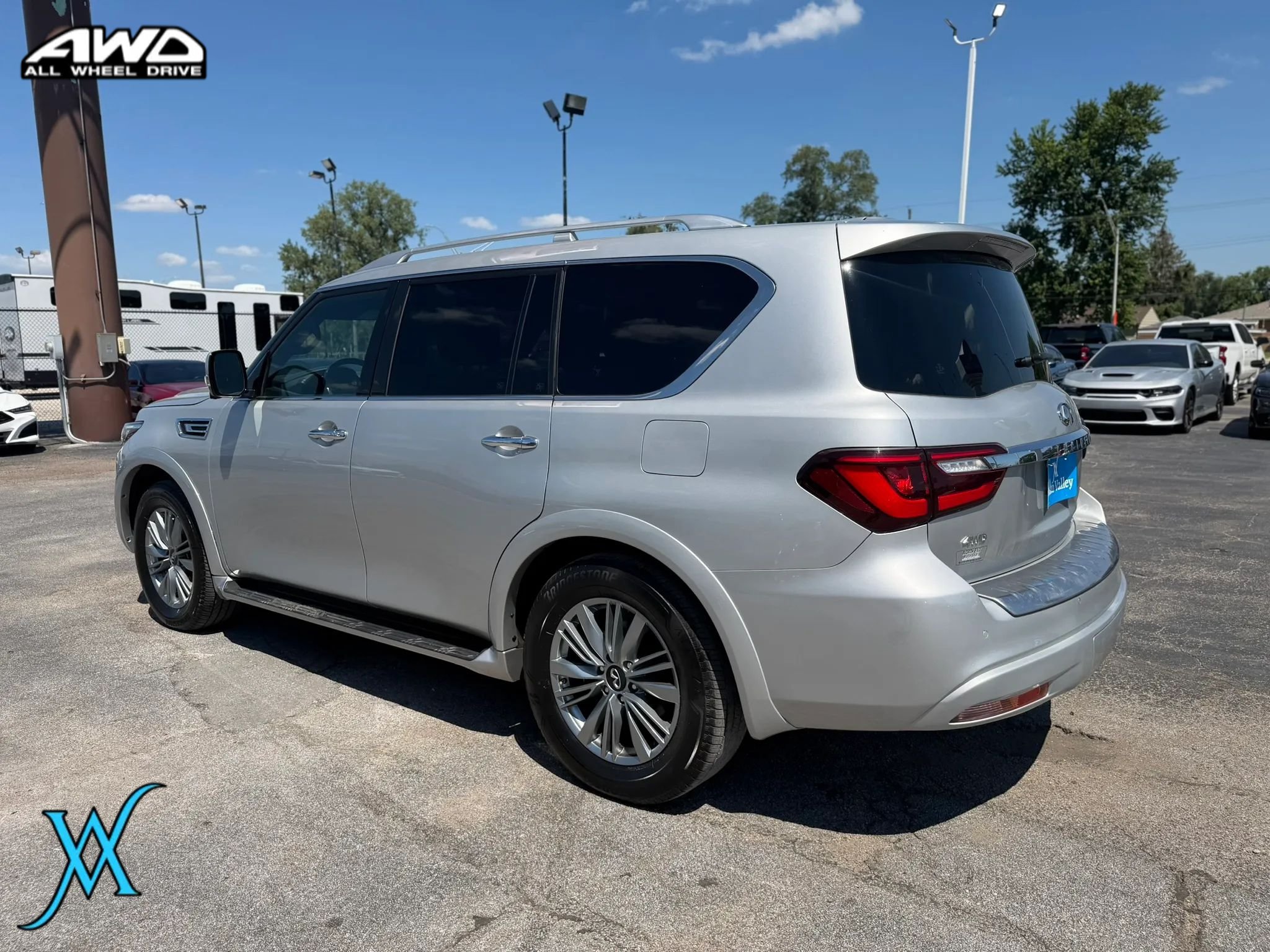 Used 2021 INFINITI QX80 Luxe AWD/4WD image 5