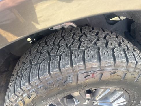 Used 2019 Ford Ranger Lariat w/ Equipment Group 501A Mid image 11