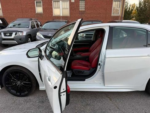 Used 2021 Toyota Camry XSE w/ Navigation Package image 11