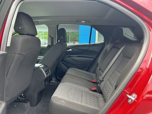 Used 2023 Chevrolet Equinox LT AWD/4WD image 11