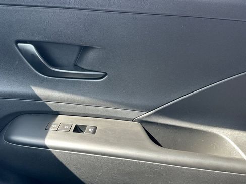 Used 2026 Hyundai Kona SEL Sport image 19