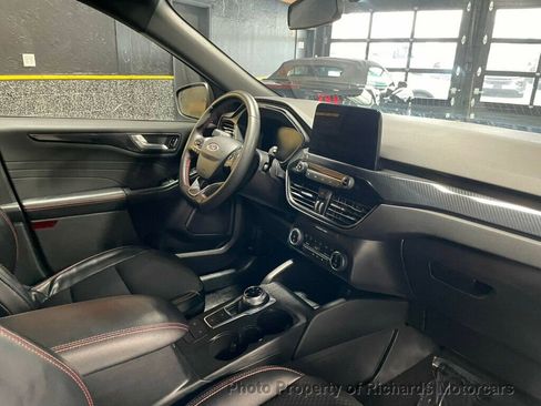 Used 2024 Ford Escape ST-Line AWD/4WD image 18