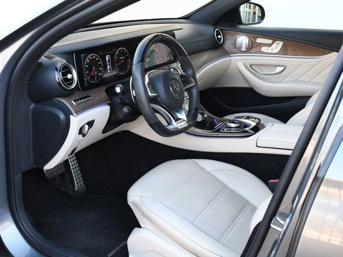 Used 2017 Mercedes-Benz E 43 AMG 4MATIC Sedan image 18