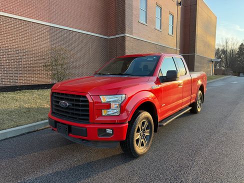 Used 2015 Ford F150 XLT w/ Equipment Group 301A Mid image 1