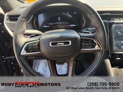 Used 2023 Jeep Grand Cherokee Summit w/ Adv Protech Group IV AWD/4WD image 12