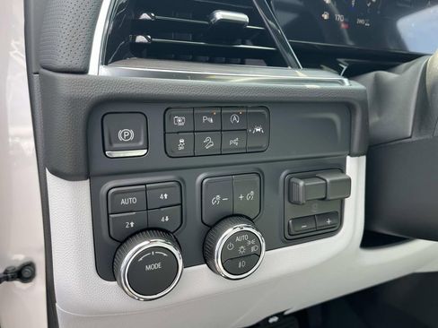 New 2025 Chevrolet Tahoe Premier w/ Sun And Tow Package image 17